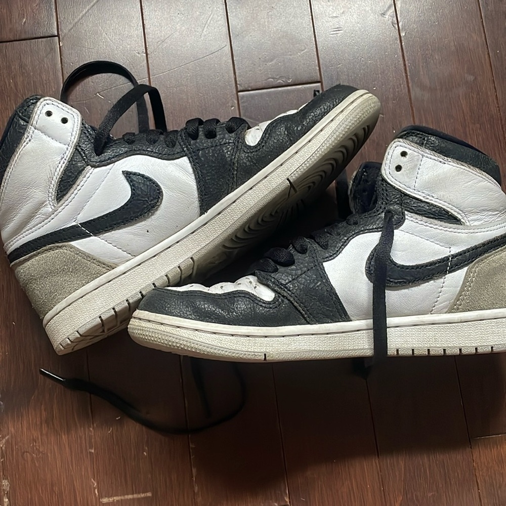 Jordan 1 retro High OG Shadow